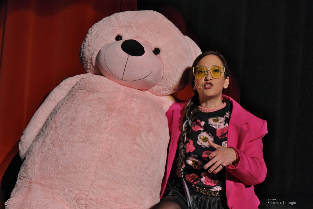Ma come ho fatto a sopravvivere? Cronache semiserie del mio teatro sociale